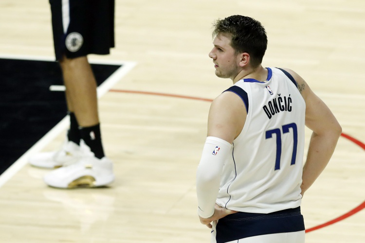 爱游戏网页版-风云突变！佛罗伦萨赛前遗憾出局，英超版图或重绘，形势明朗，心理建设被强调的简单介绍